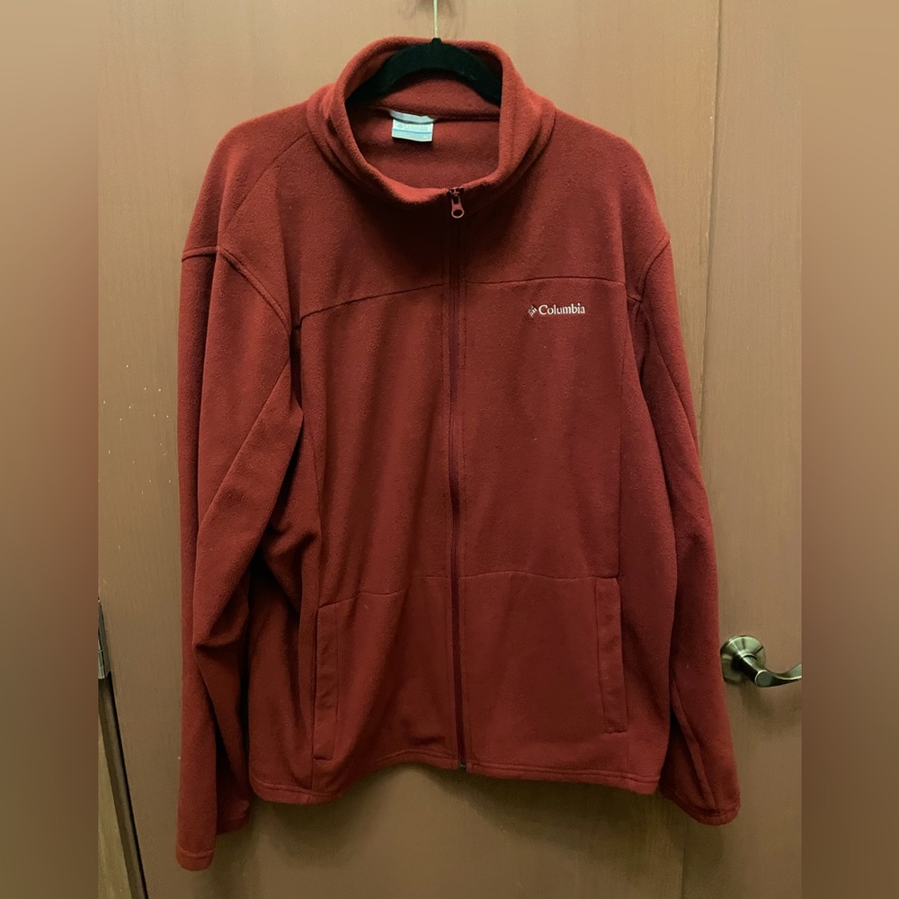 💙 Men’s Columbia Sportswear XL Fleece Zip-Up in Deep Red.
